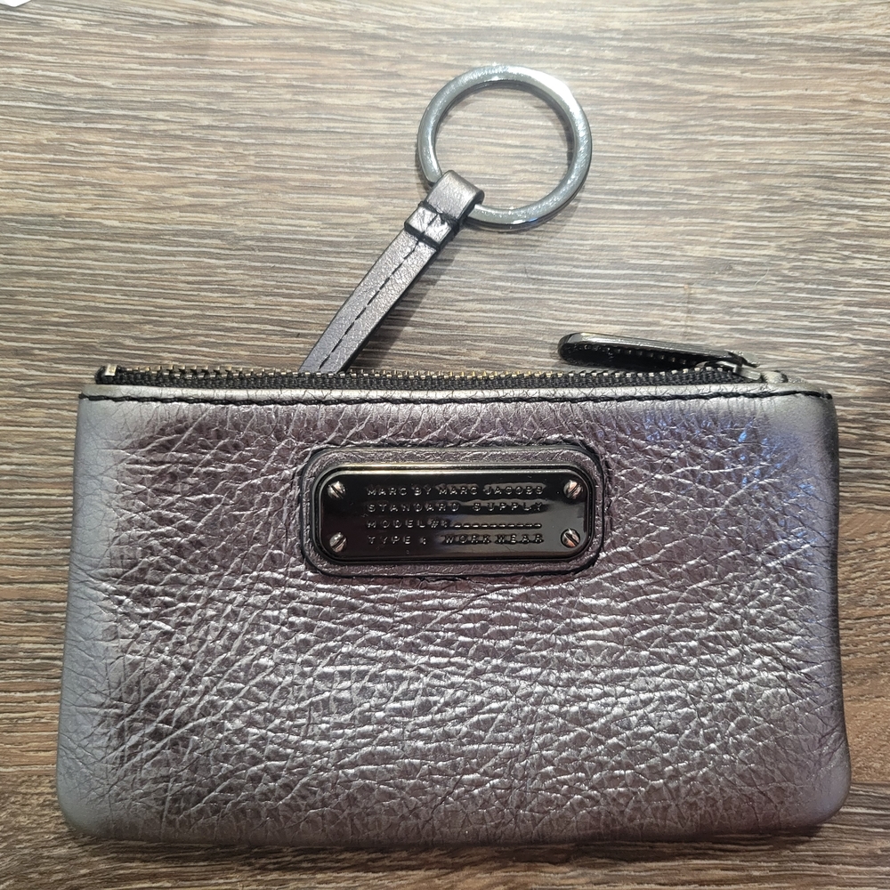 Marc By Marc Jacobs Metallic Silver Leather Keychain Wallet/coin Purse